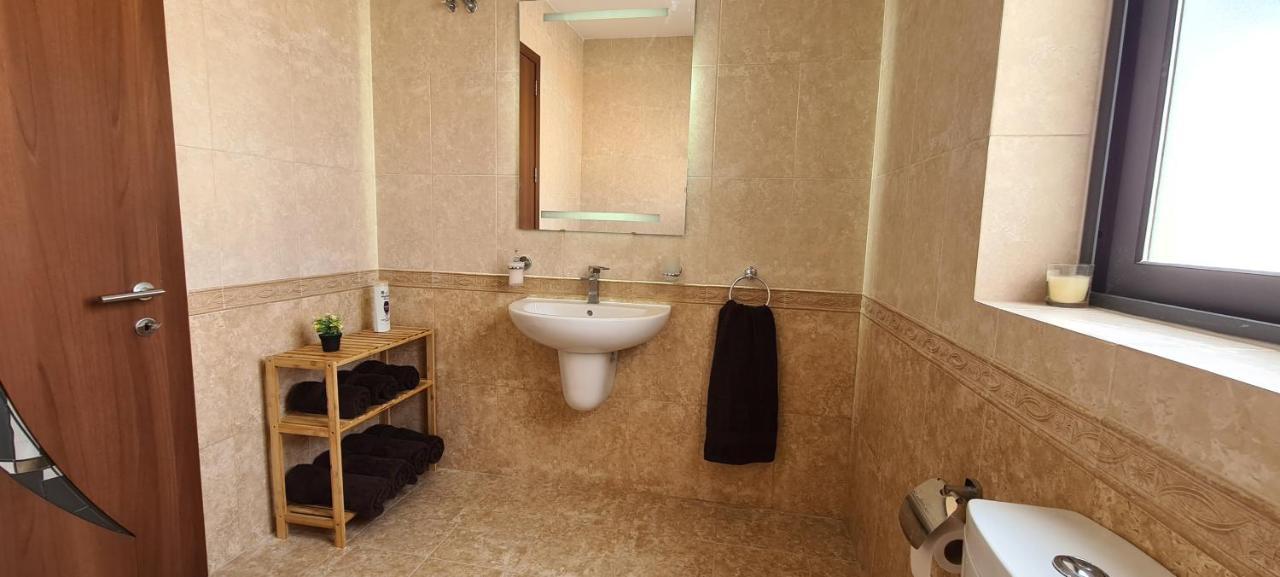 Large Apartment In Marsascala. Sleeps 6 Marsaskala Zewnętrze zdjęcie