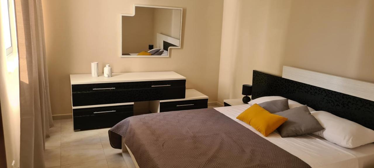 Large Apartment In Marsascala. Sleeps 6 Marsaskala Zewnętrze zdjęcie