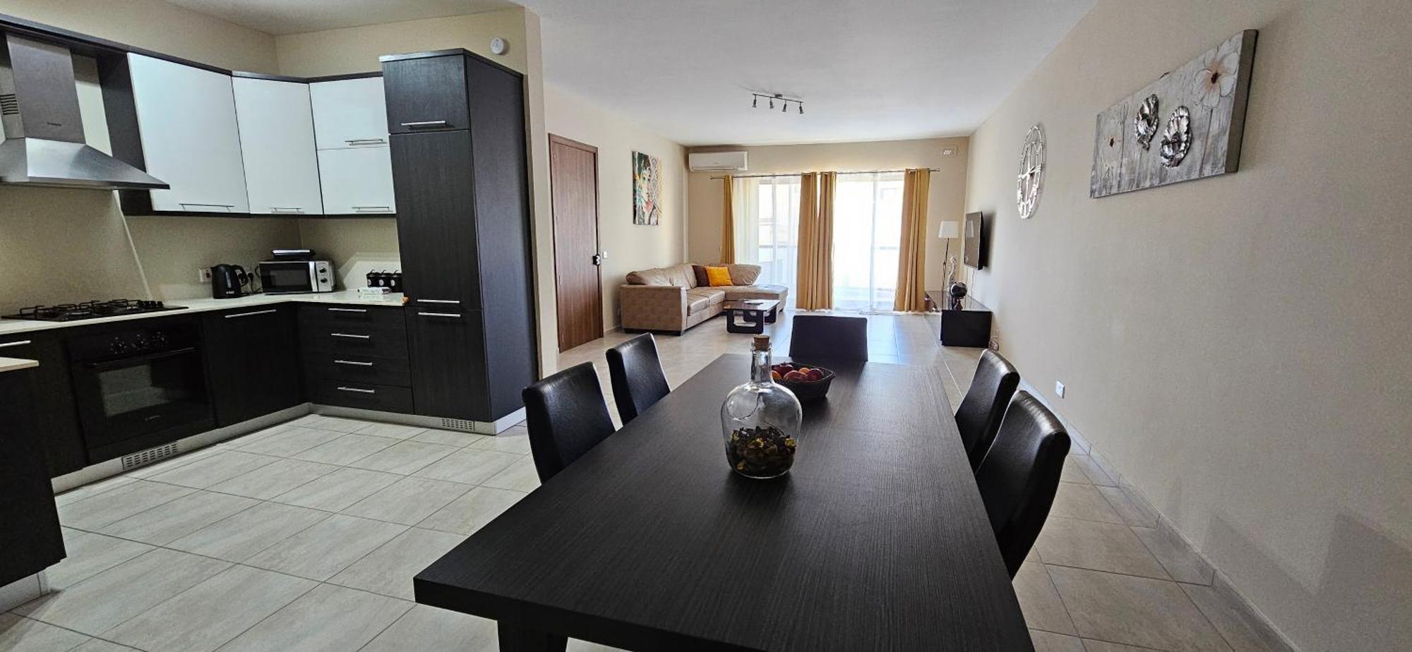 Large Apartment In Marsascala. Sleeps 6 Marsaskala Zewnętrze zdjęcie